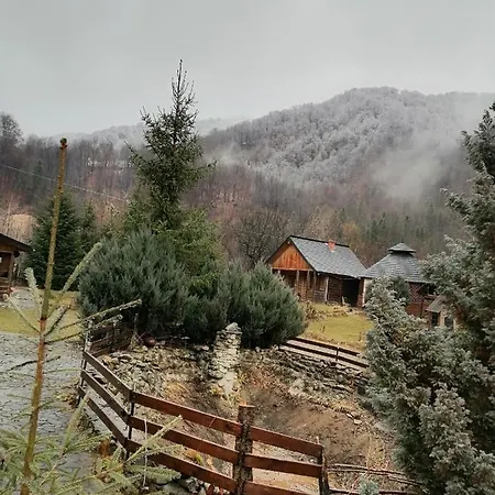 Stara Khata карпати 4* Szeszory