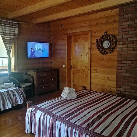 Πανσιόν Stara Khata карпати 4*