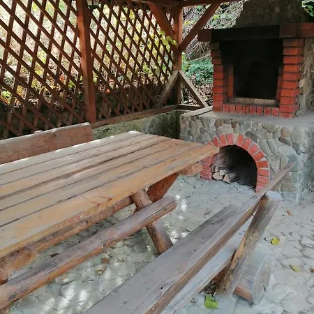 Stara Khata карпати 4*